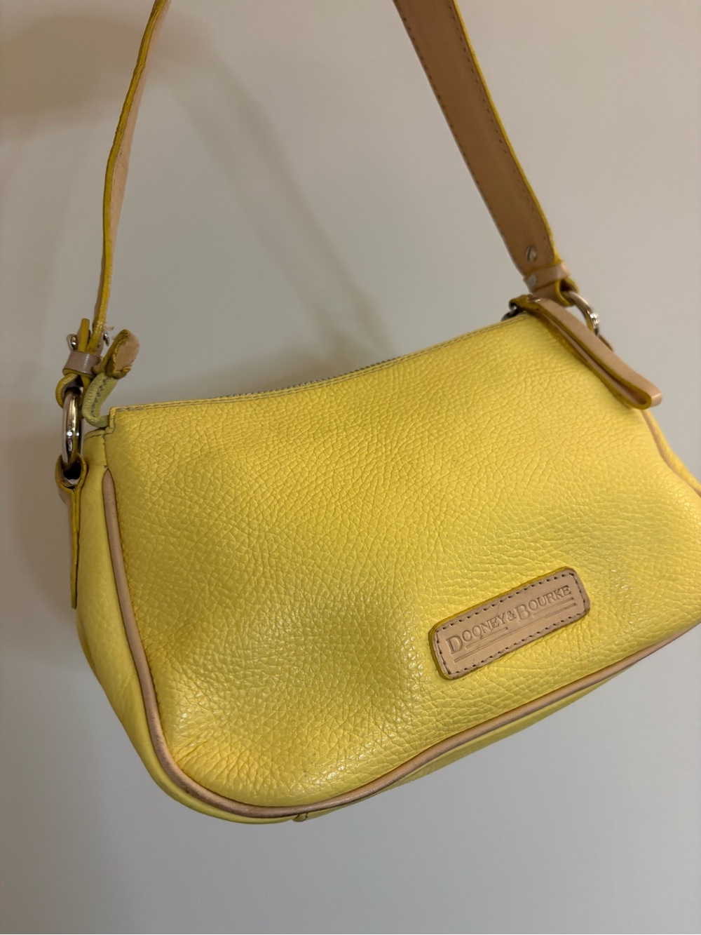 Dooney & Bourke Yellow Shoulder Bag with Tan Trim - Picture 5 of 15